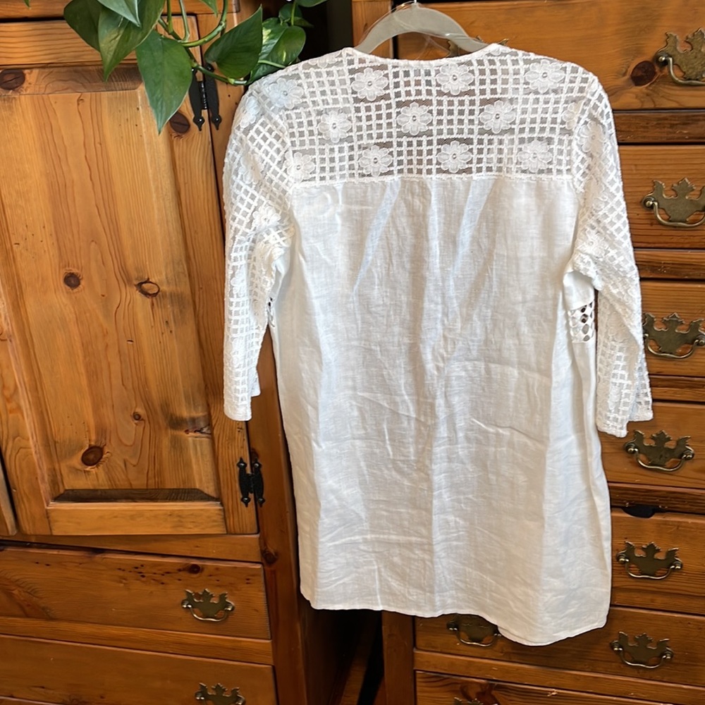 🌸Carre noir linen swimsuit coverup with 3/4 sleeves - Picture 4 of 10